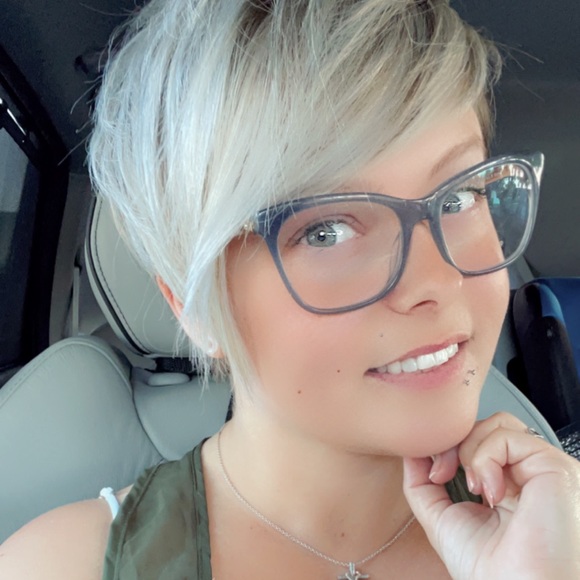 Meet your poser - Picture 10 of 15